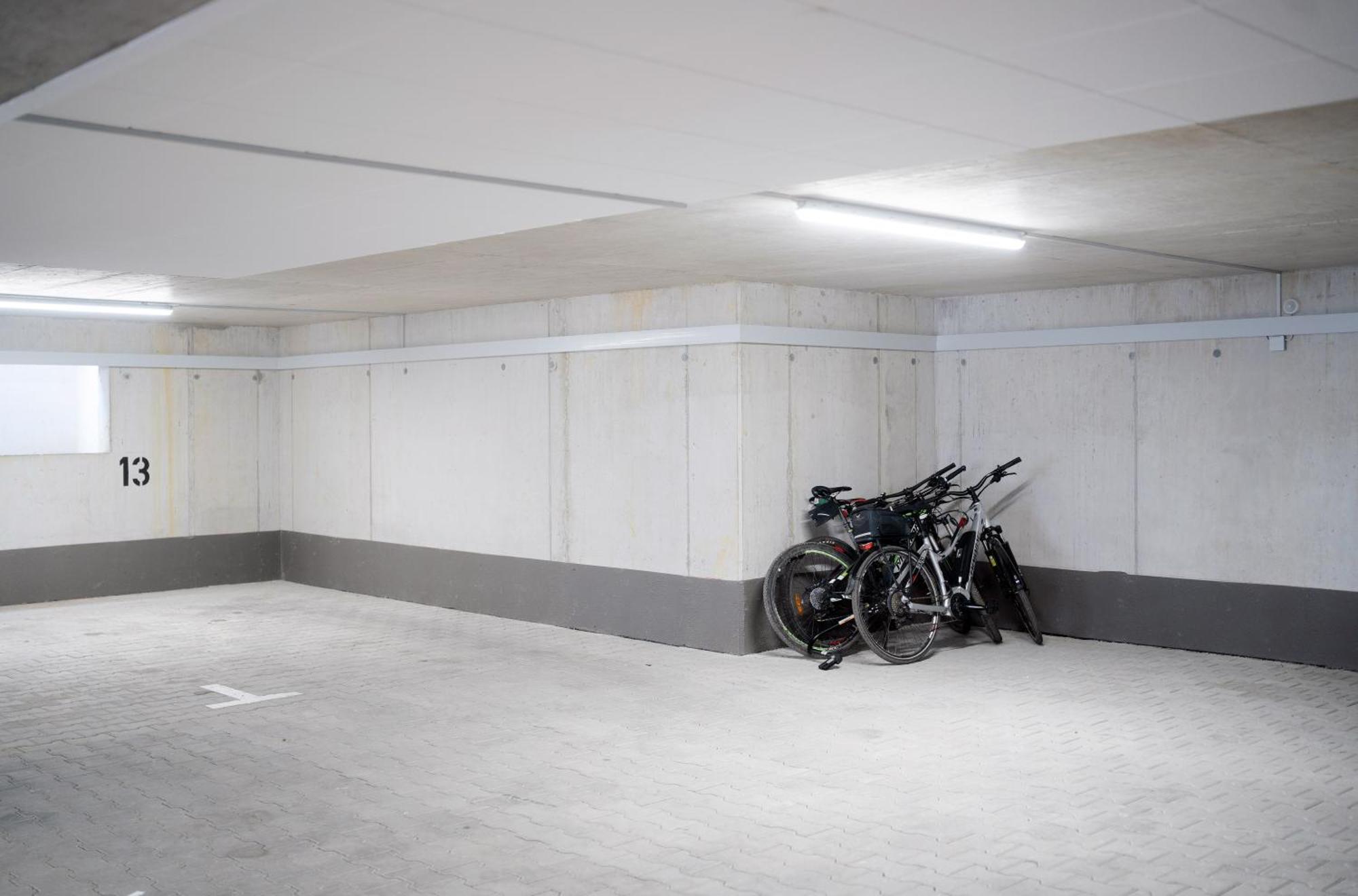 Lamiacasa Grande 140Qm Family-Business Groups-Airport-Fair-Uni-Base Appartement Stuttgart Buitenkant foto