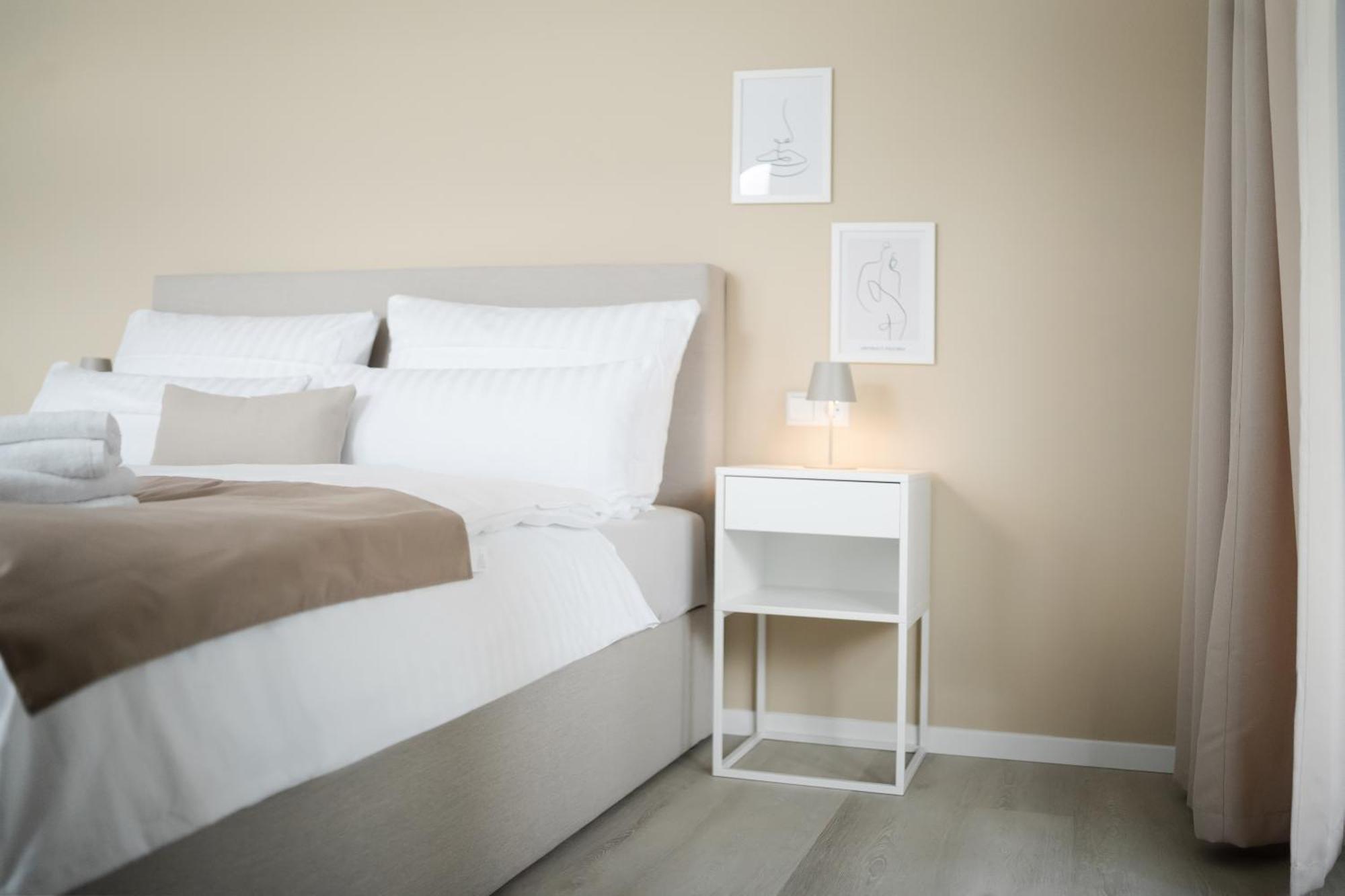 Lamiacasa Grande 140Qm Family-Business Groups-Airport-Fair-Uni-Base Appartement Stuttgart Buitenkant foto